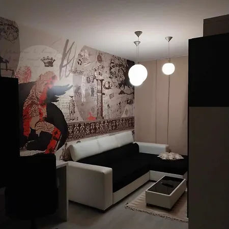 Luxury בוקרשט